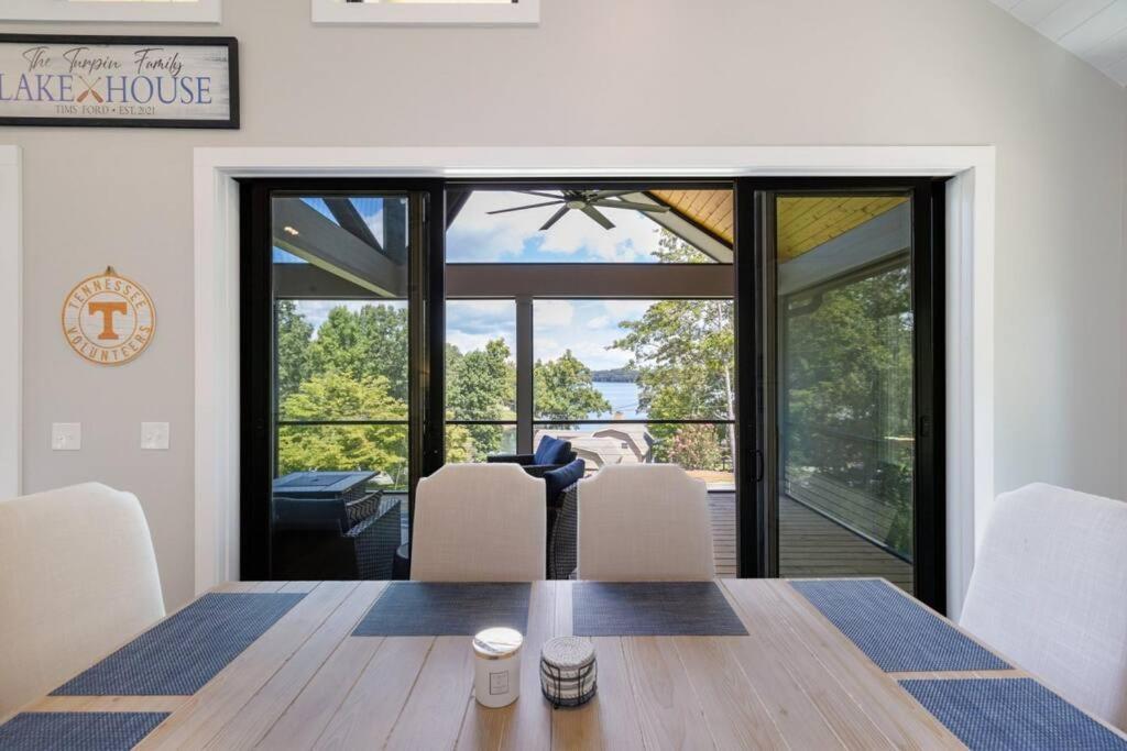 New Home, Dock, Kayaks, Game Room, Water Views Winchester Extérieur photo