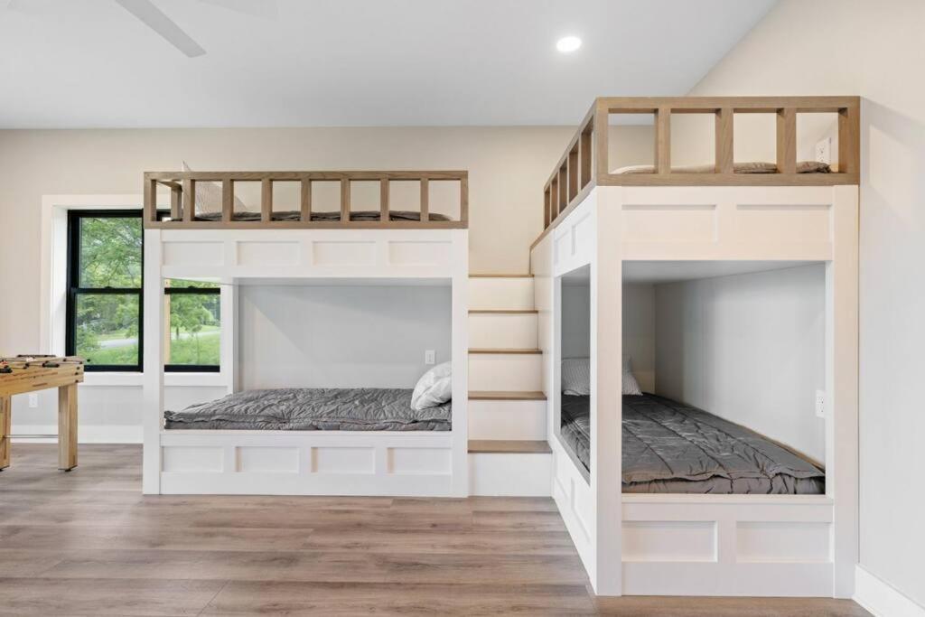 New Home, Dock, Kayaks, Game Room, Water Views Winchester Extérieur photo