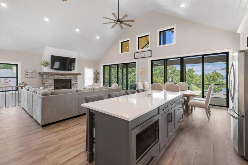 New Home, Dock, Kayaks, Game Room, Water Views Winchester Extérieur photo