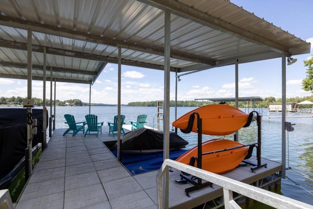 New Home, Dock, Kayaks, Game Room, Water Views Winchester Extérieur photo